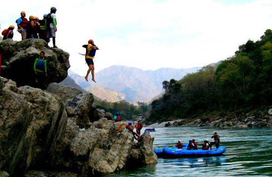 Body Surfing Adventure Activities