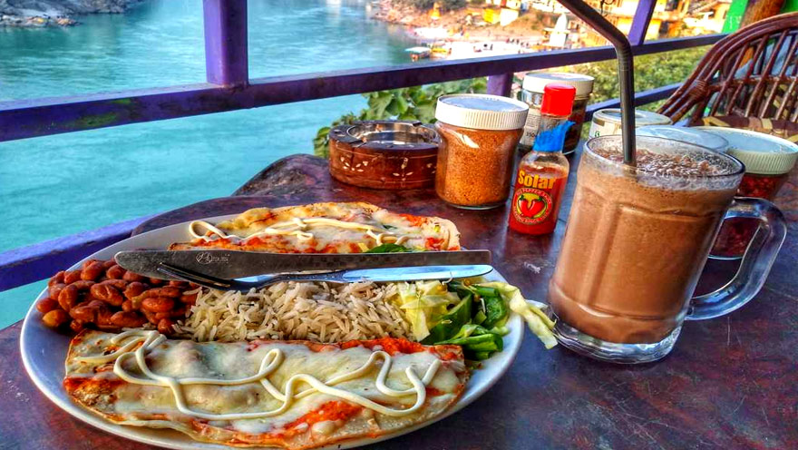 10 Best Cafes in Rishikesh