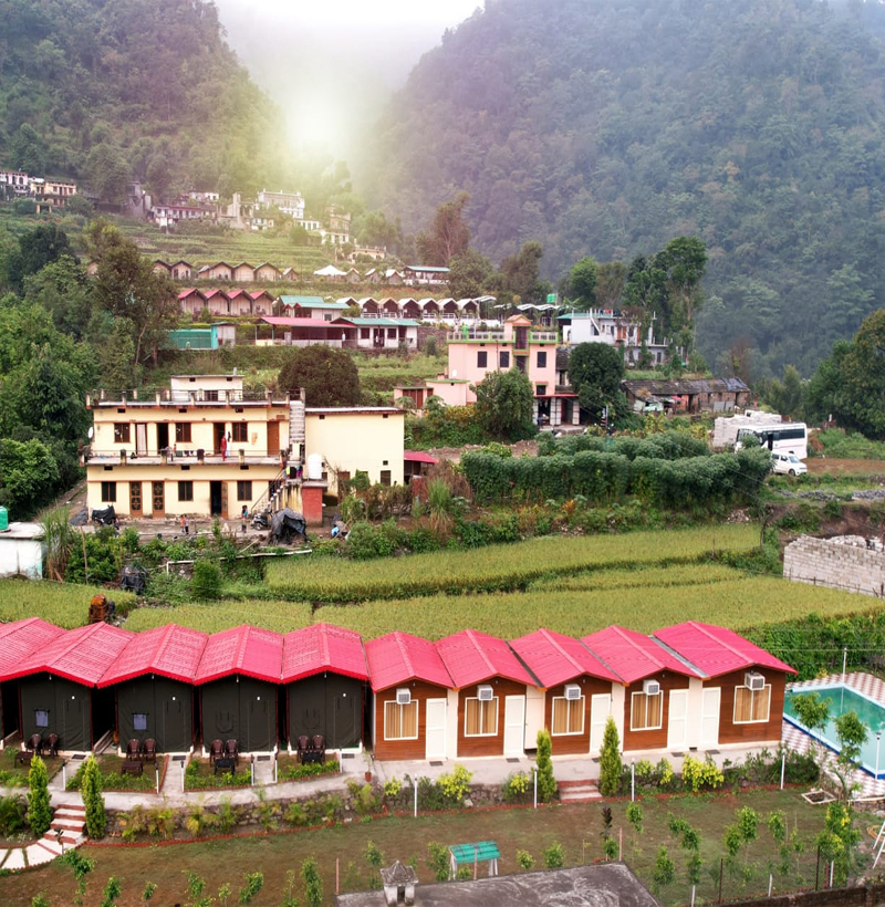 Live In Cottages