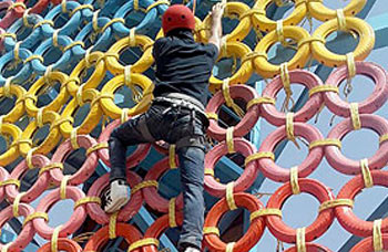 Tyre Wall Climbing activities